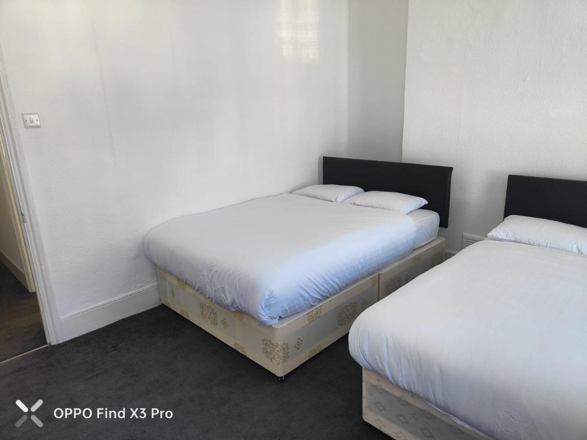 East London 2 Bedroom Apartment Exterior foto